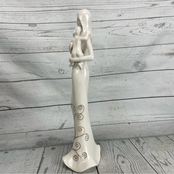 Mother & Child Porcelain Figurine White Gold Statue Mom Baby Sculpture Statue - Picture 2 of 9